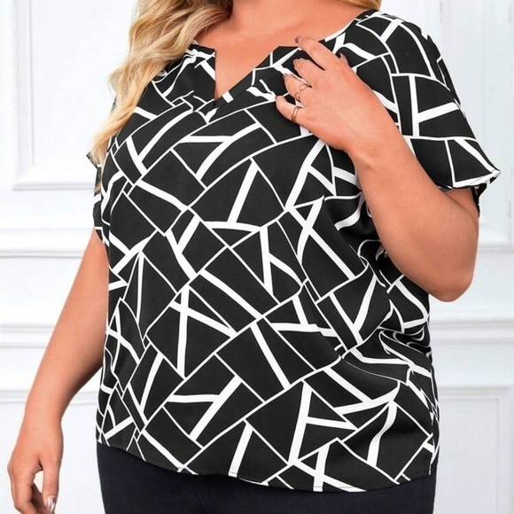GEOMETRIC PRINT NOTCHED NECKLINE BLOUSE - Picture 2 of 4